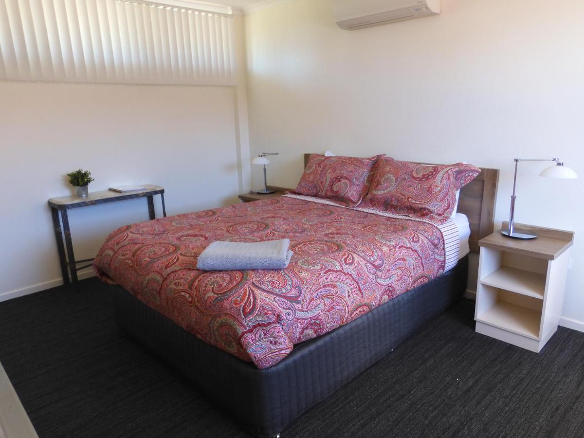 Dalby Parkview Motel Bagian luar foto