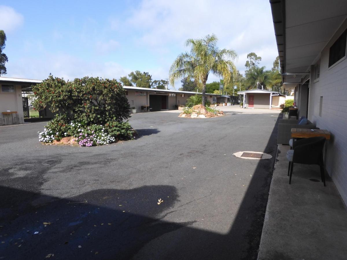 Dalby Parkview Motel Bagian luar foto